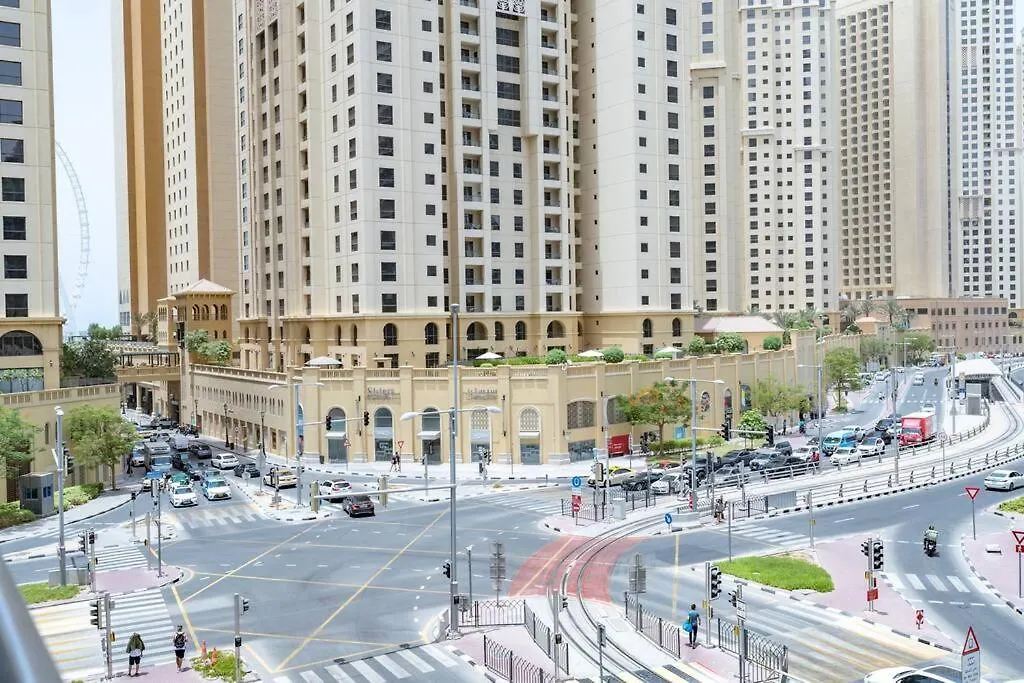 Daire Cozy Studio In Sparkle Tower Jbr By Suiteable Dubai