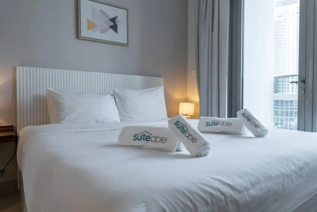 Cozy Studio In Sparkle Tower Jbr By Suiteable Dubai